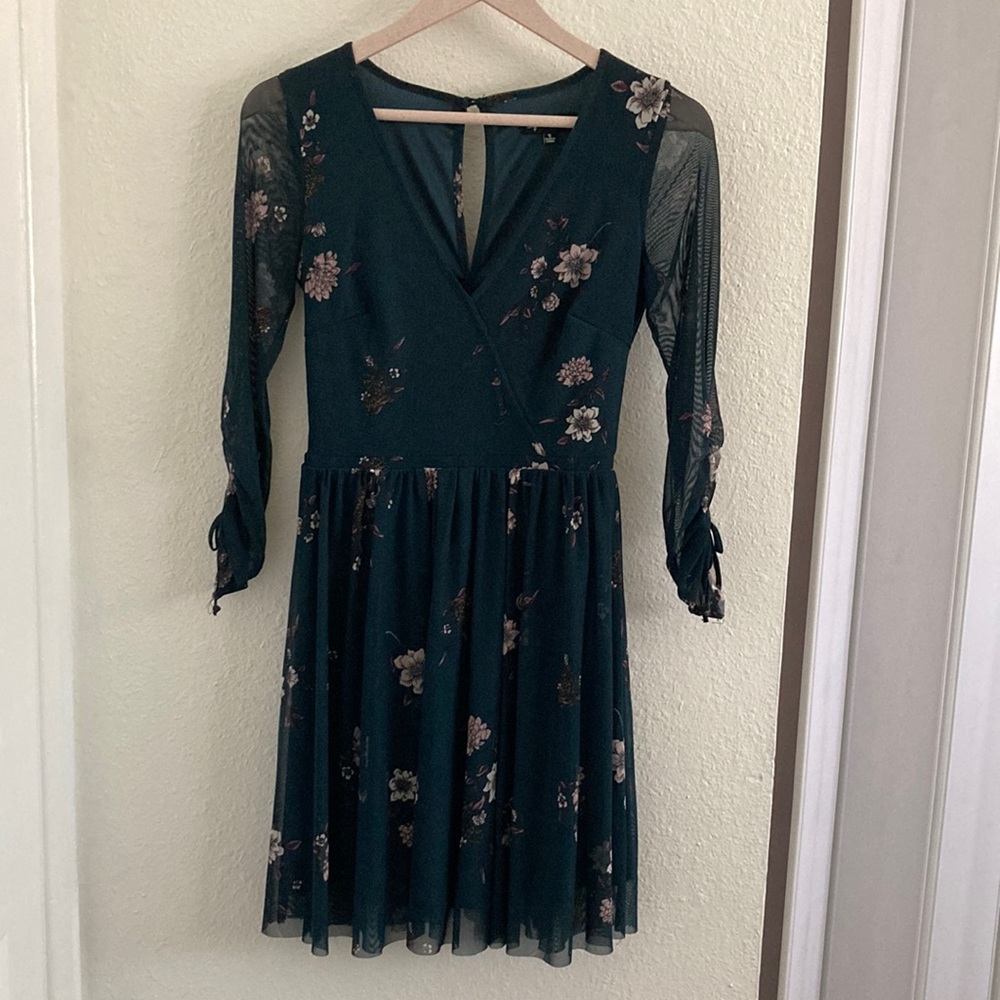 SEQUIN HEARTS Green Floral Dress S